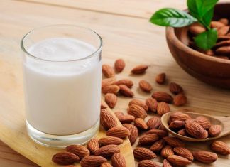 Beneficiile laptelui de migdale