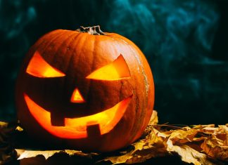 Cum sculptezi un dovleac de Halloween