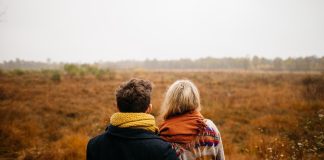 De ce femeile mai in varsta sunt atrase de barbati tineri