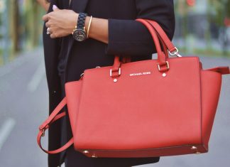 Geanta Michael Kors este un must-have in orice dulap