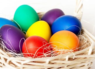 Oua vopsite de Paste – metode si modele de oua incondeiate