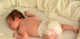 Nu lasa bebelusul sa doarma pe burtica!