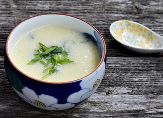 Supa chinezeasca cu ou